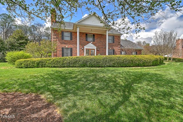 1032 Rotherwood Drive, Kingsport, TN 37660