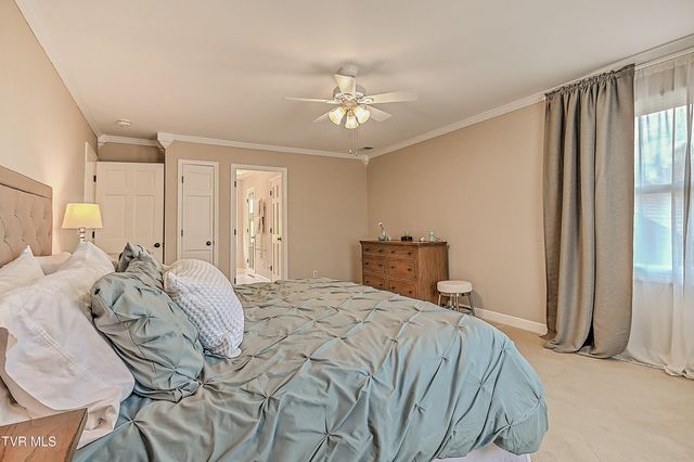 1032 Rotherwood Drive, Kingsport, TN 37660