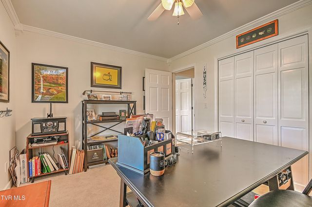 1032 Rotherwood Drive, Kingsport, TN 37660