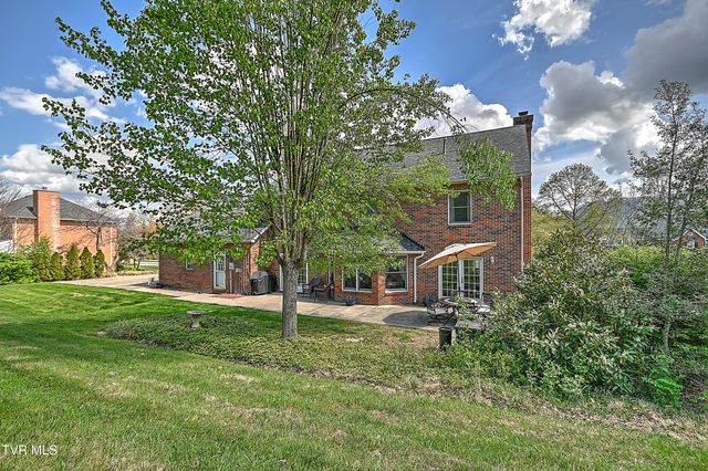 1032 Rotherwood Drive, Kingsport, TN 37660