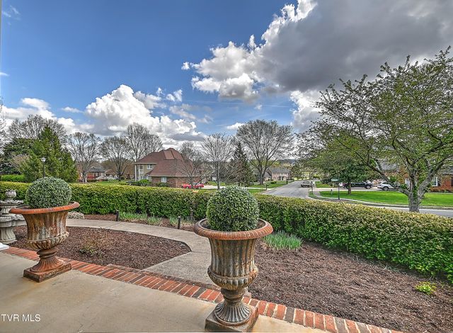 1032 Rotherwood Drive, Kingsport, TN 37660