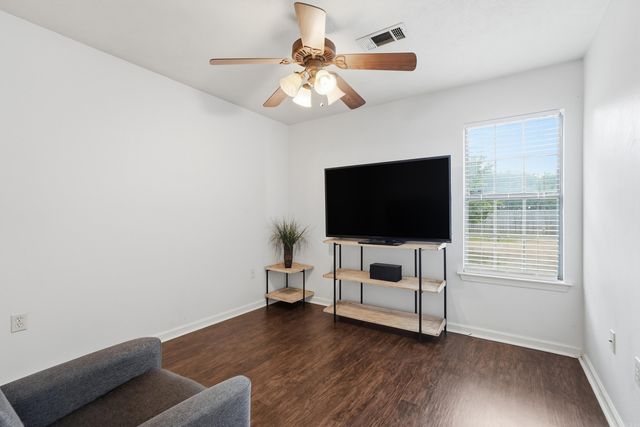 255 Grand Falls, Conway, AR 72032