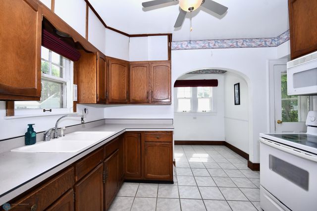 1321 4th Street N, Fargo, ND 58102