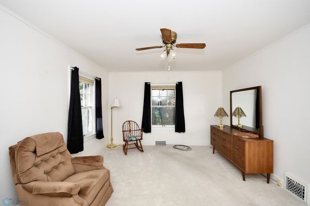 1321 4th Street N, Fargo, ND 58102