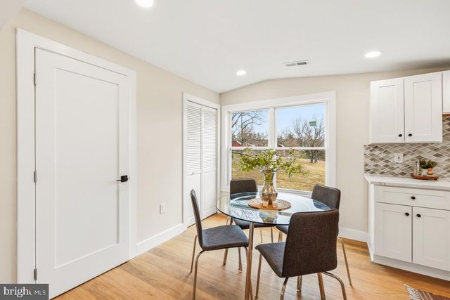 5717 SHAW DR, Frederick, MD 21704