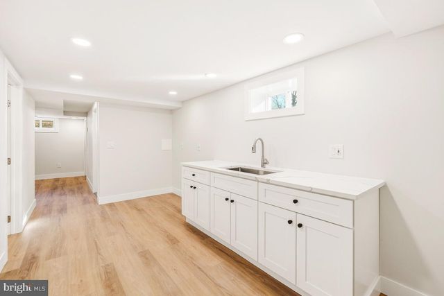 5717 SHAW DR, Frederick, MD 21704