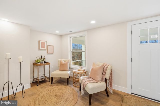 5717 SHAW DR, Frederick, MD 21704