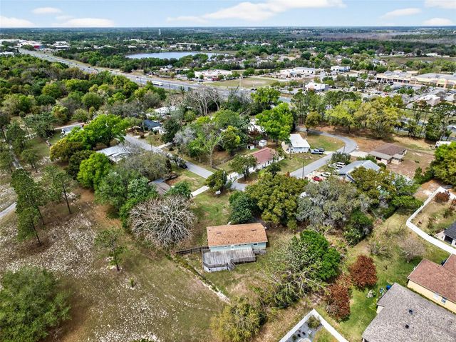 8018 GROVEMONT ESTATES ROAD, Groveland, FL 34736