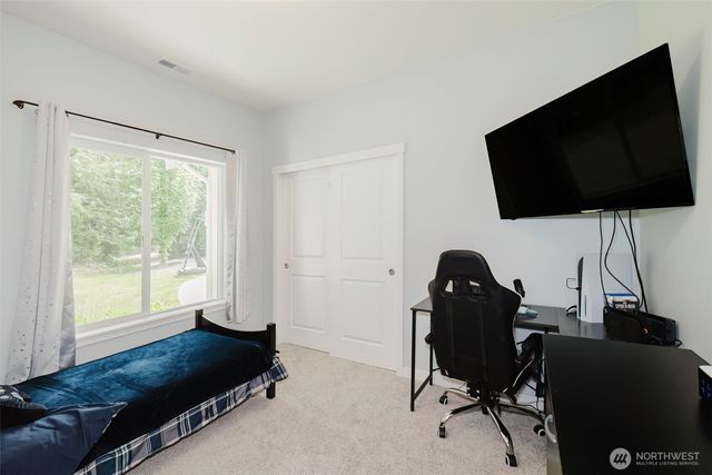 18713 NW Hintzville Road, Seabeck, WA 98380