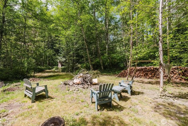 18713 NW Hintzville Road, Seabeck, WA 98380