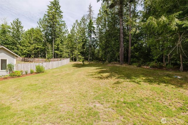 18713 NW Hintzville Road, Seabeck, WA 98380