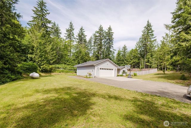 18713 NW Hintzville Road, Seabeck, WA 98380