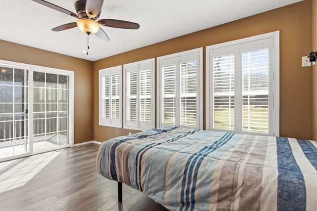 1290 Peace In Valley Road, Blue Eye, MO 65611