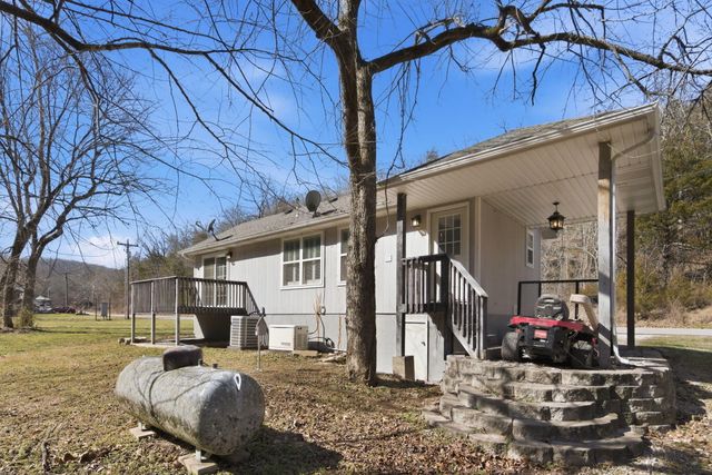 1290 Peace In Valley Road, Blue Eye, MO 65611