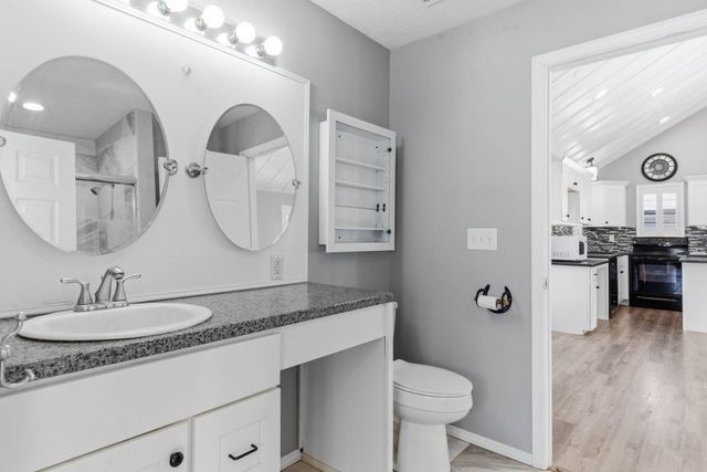 1290 Peace In Valley Road, Blue Eye, MO 65611