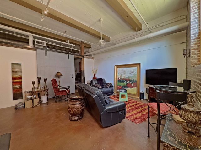 423 E 3Rd St Courtyard 5, Little Rock, AR 72201