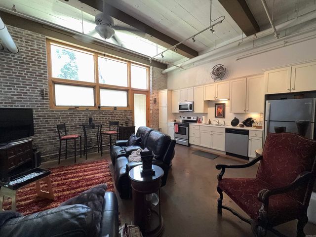 423 E 3Rd St Courtyard 5, Little Rock, AR 72201