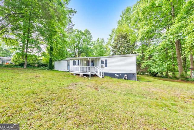 4368 Clark Circle SE, Acworth, GA 30102