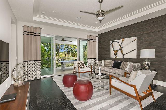 1050 SE Faulkner Terrace, Palm Beach Gardens, FL 33418