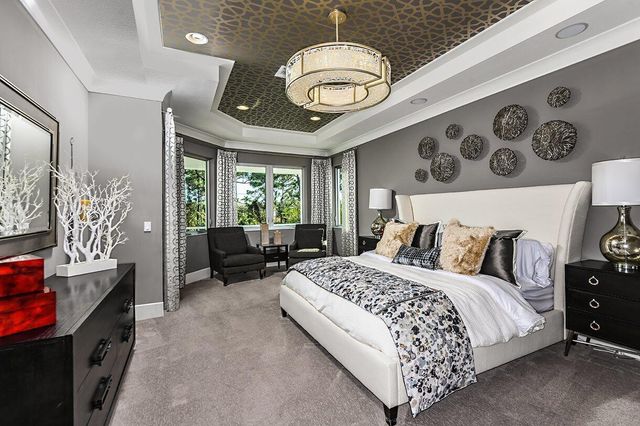 1050 SE Faulkner Terrace, Palm Beach Gardens, FL 33418