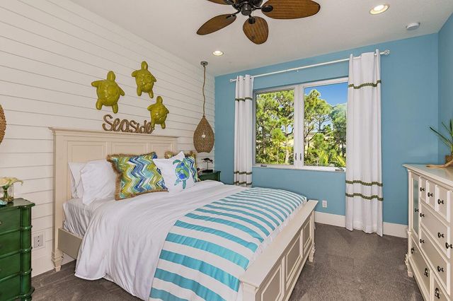 1050 SE Faulkner Terrace, Palm Beach Gardens, FL 33418