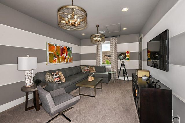 1050 SE Faulkner Terrace, Palm Beach Gardens, FL 33418