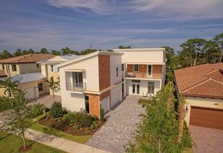 1050 SE Faulkner Terrace, Palm Beach Gardens, FL 33418