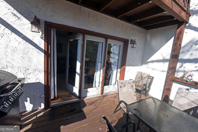 327 Brucken Strasse 305, Helen, GA 30545