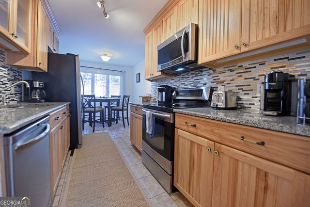 327 Brucken Strasse 305, Helen, GA 30545