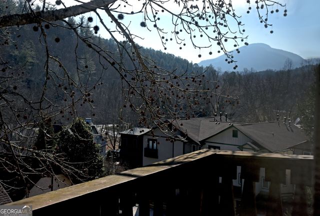 327 Brucken Strasse 305, Helen, GA 30545