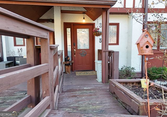 327 Brucken Strasse 305, Helen, GA 30545
