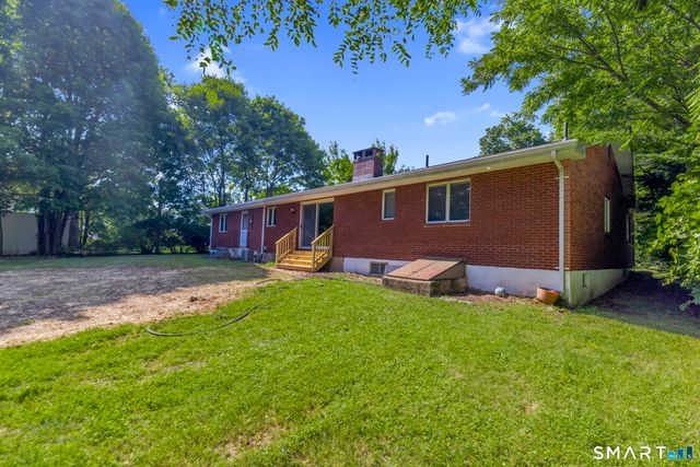 2595 Albany Avenue, West Hartford, CT 06117