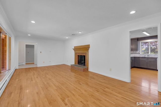 2595 Albany Avenue, West Hartford, CT 06117