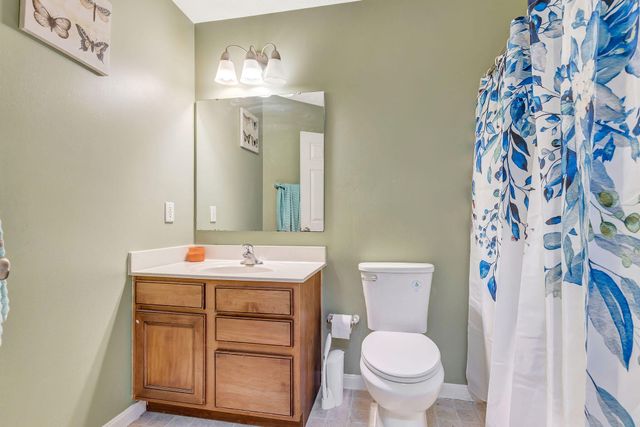 2740 Pebble Creek Way, Florence, KY 41042