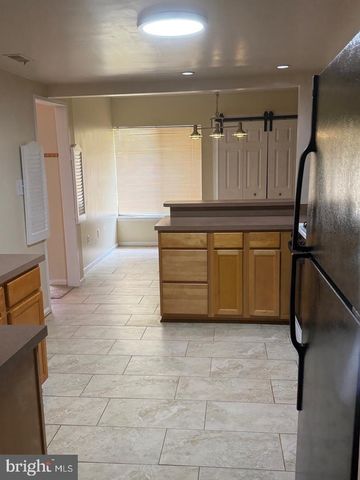 2366 SOFT WIND CT, Reston, VA 20191