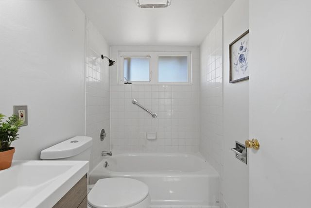 78 Chancellor Place, Berkeley, CA 94705