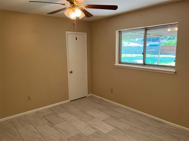 2726 Pickerton Drive, Deer Park, TX 77536