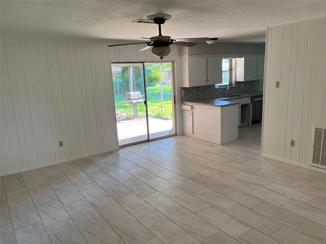 2726 Pickerton Drive, Deer Park, TX 77536