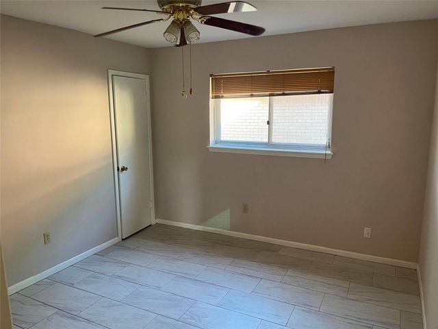 2726 Pickerton Drive, Deer Park, TX 77536