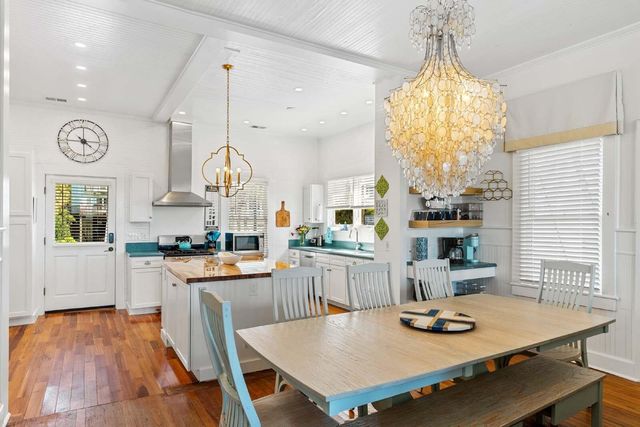 509 W Ashley Avenue, Folly Beach, SC 29439