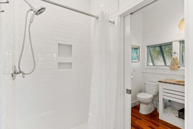 509 W Ashley Avenue, Folly Beach, SC 29439