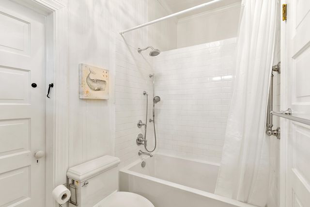 509 W Ashley Avenue, Folly Beach, SC 29439