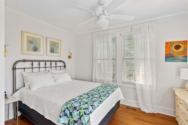 509 W Ashley Avenue, Folly Beach, SC 29439