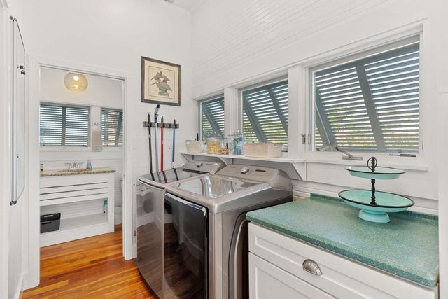 509 W Ashley Avenue, Folly Beach, SC 29439