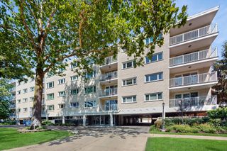 1535 Forest Avenue 301, River Forest, IL 60305