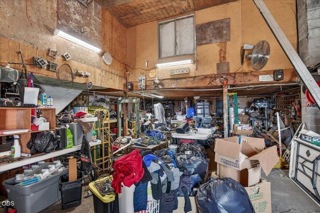 1745 E Gregory, Central Point, OR 97502
