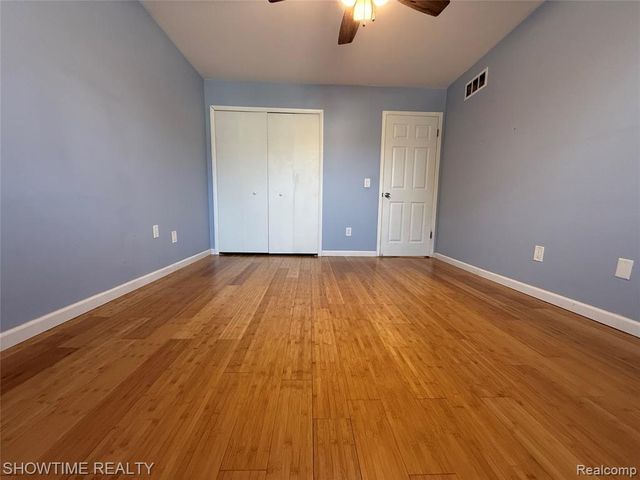 46561 Plum Grove Drive, Macomb, MI 48044