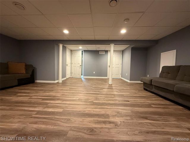 46561 Plum Grove Drive, Macomb, MI 48044