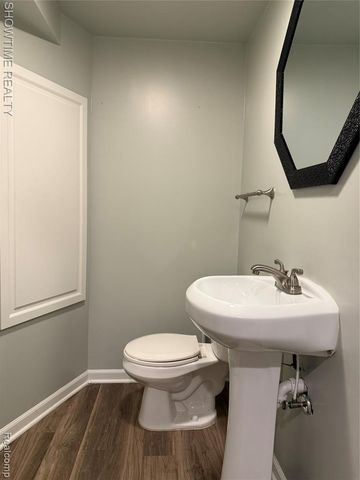 46561 Plum Grove Drive, Macomb, MI 48044