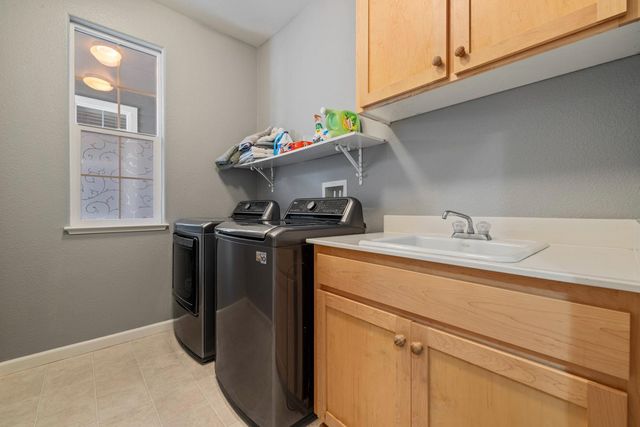 2771 Amatchi Ct, Tracy, CA 95304